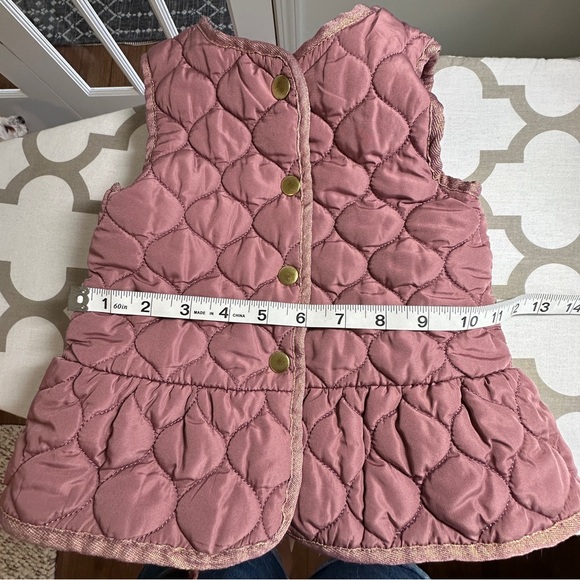 Aspen Kids Pink Puffer Quilted Vest with Ruffle Hem Sz 2T - Picture 4 of 5